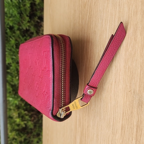 LOUIS VUITTON Round Zipper Monogram Empreinte Leather Zippy Wallet - Picture 8 of 15